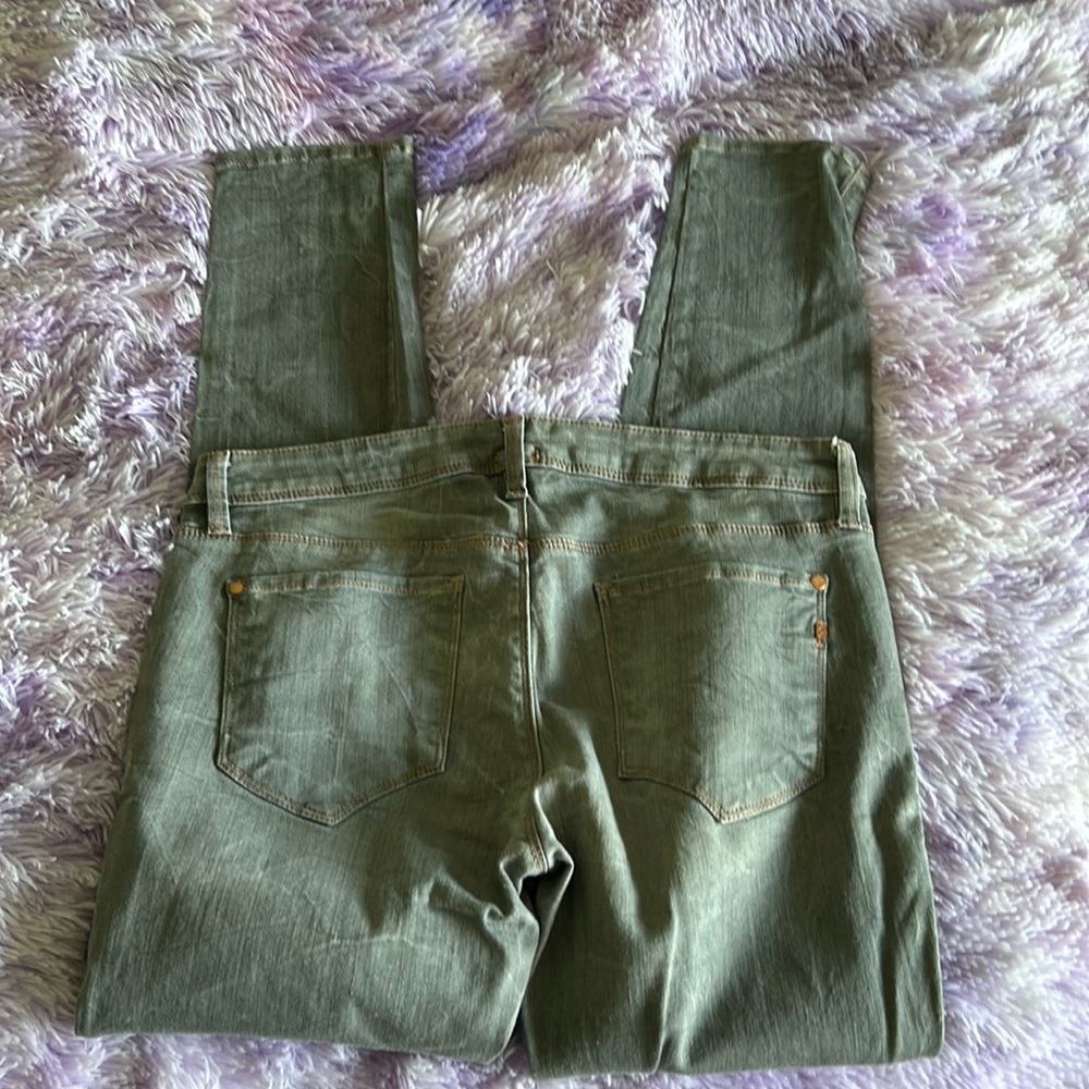 Grey Genetic Denim The Shay skinny jeans size 30
